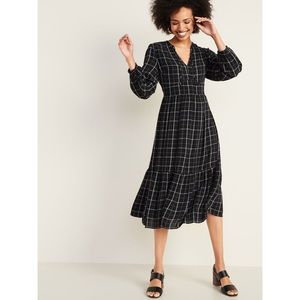 NWOT Old Navy Split-Neck Midi Plaid Dress